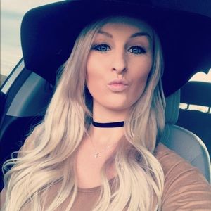 Meet your Posher, Alison